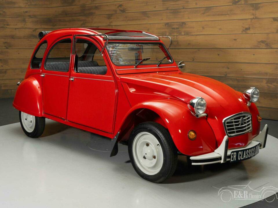 Image 4/19 de Citroën 2 CV 6 (1983)
