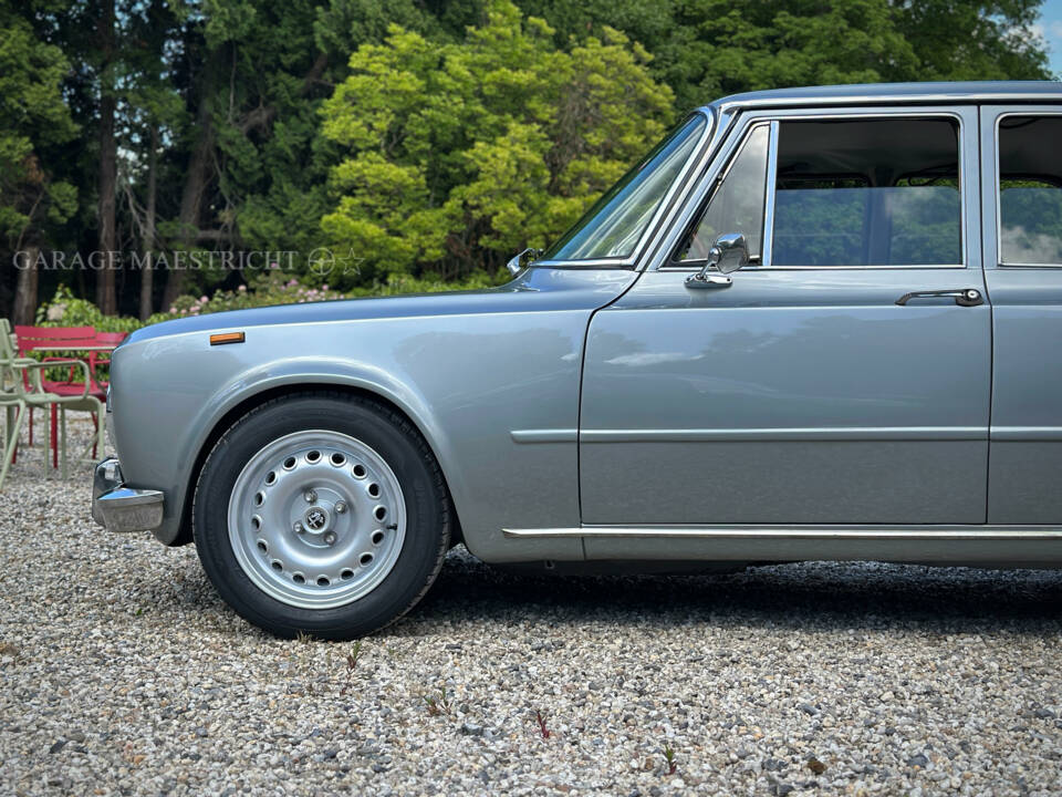 Bild 52/97 von Alfa Romeo Giulia Super 1.3 (1973)