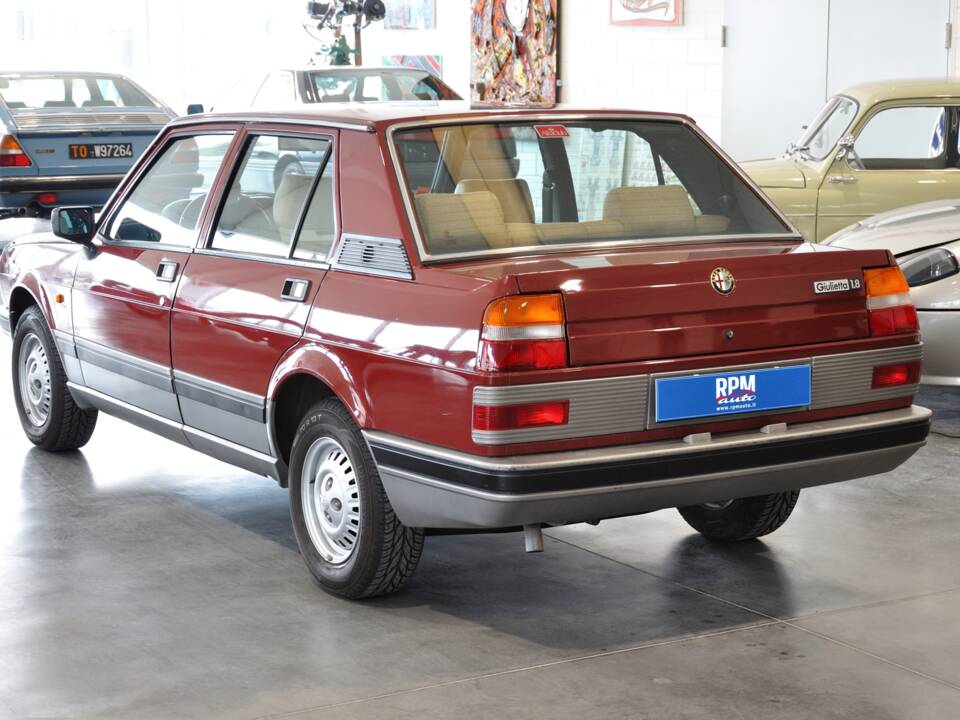 Bild 14/50 von Alfa Romeo Giulietta 1.8 (1985)