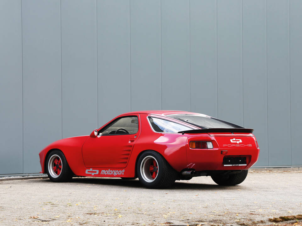 Image 28/52 of Porsche 928 S (1980)