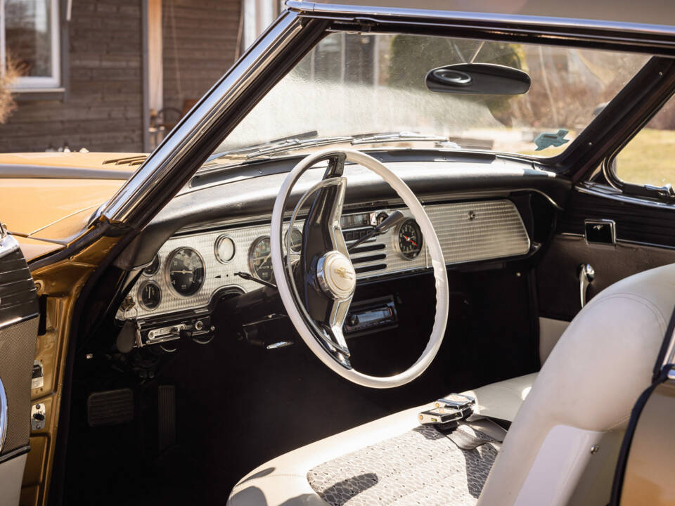 Image 3/4 of Studebaker Golden Hawk (1957)