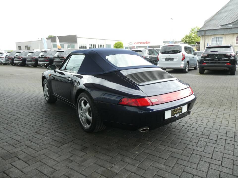 Image 6/29 of Porsche 911 Carrera (1995)