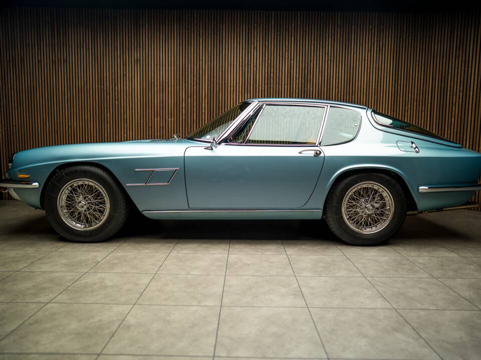Image 4/97 of Maserati Mistral 3700 (1965)