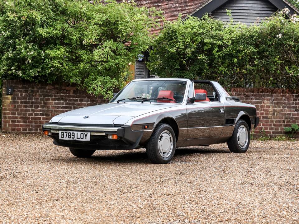 Image 20/50 of FIAT X 1/9 (1984)