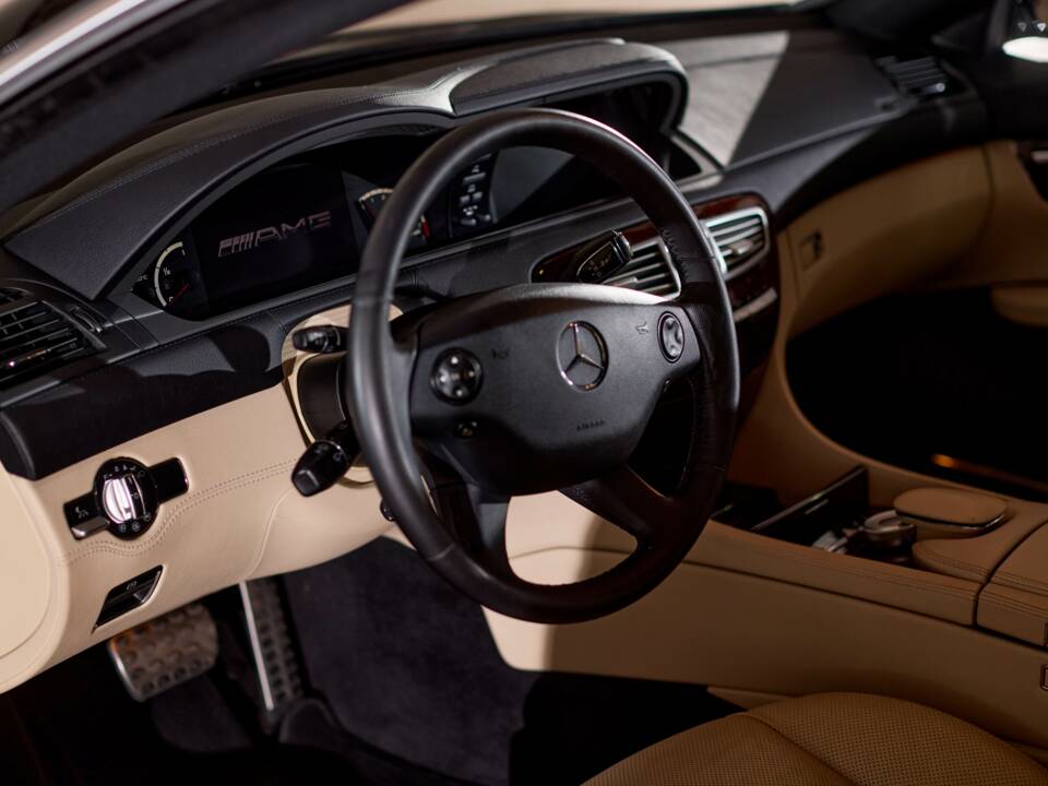 Bild 34/34 von Mercedes-Benz CL 500 4MATIC (2008)