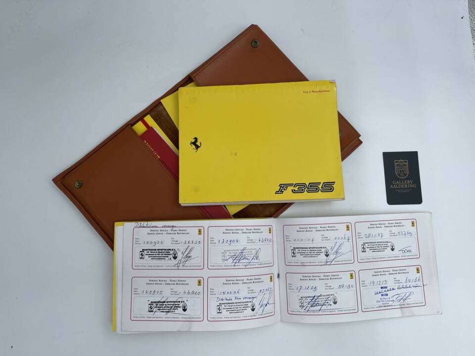 Image 9/50 de Ferrari F 355 Berlinetta (1996)