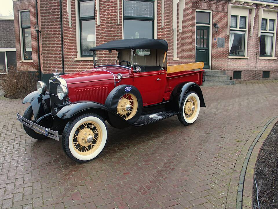 Image 41/55 of Ford Model A Tudor Sedan (1931)
