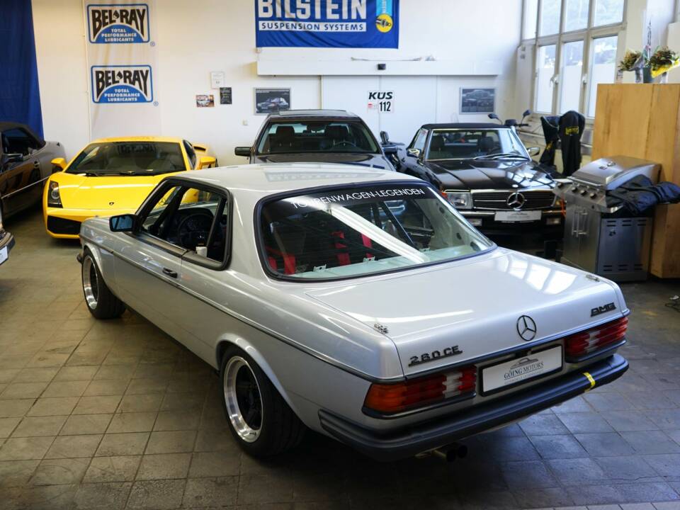 Immagine 10/40 di Mercedes-Benz 280 CE (1980)