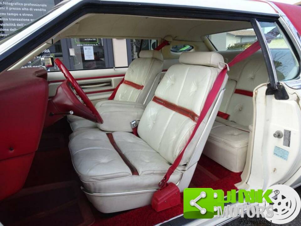 Image 2/10 de Lincoln Continental Mark IV (1976)