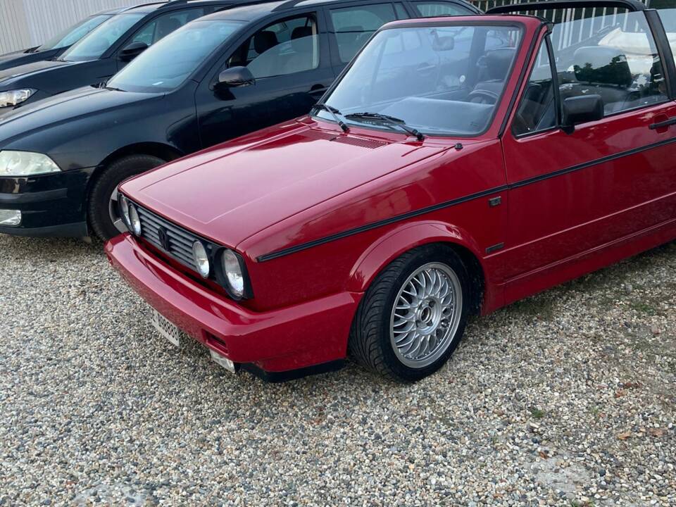 Image 34/55 de Volkswagen Golf Mk I Convertible 1.6 (1990)