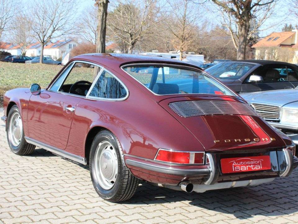 Image 4/20 of Porsche 911 2.2 T (1970)