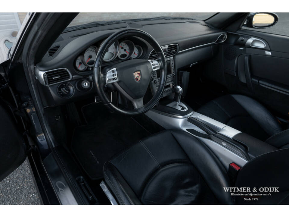 Image 5/34 of Porsche 911 Carrera S (2005)