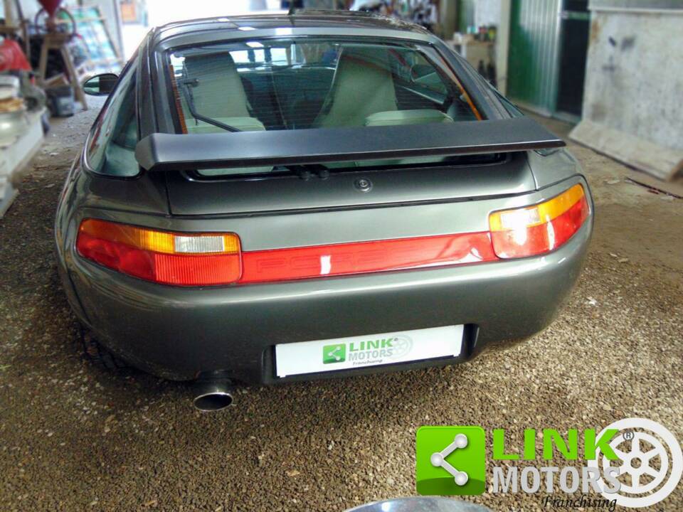 Bild 5/8 von Porsche 928 S4 (1990)
