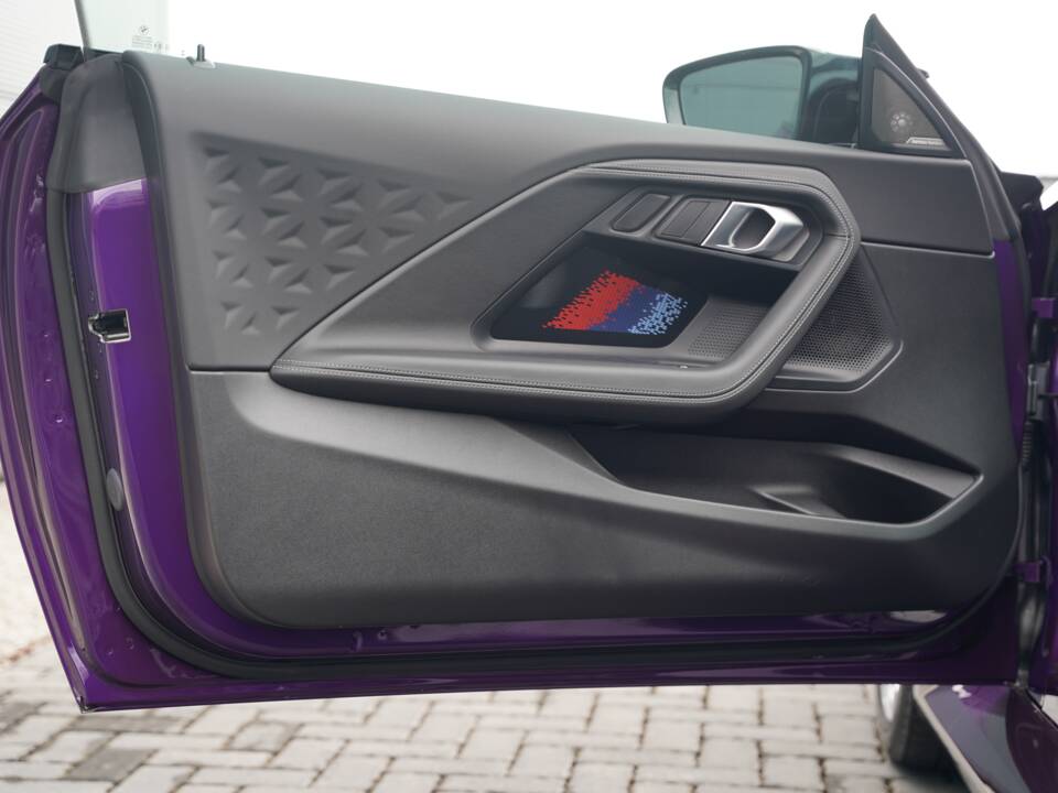 Image 15/50 of BMW M2 Coupé (2025)