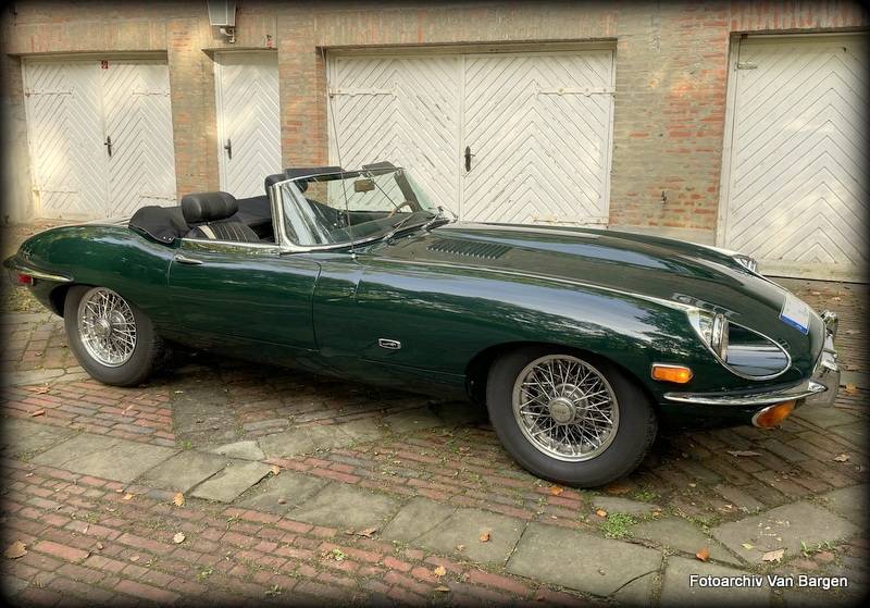 Afbeelding 26/45 van Jaguar E-Type (1971)