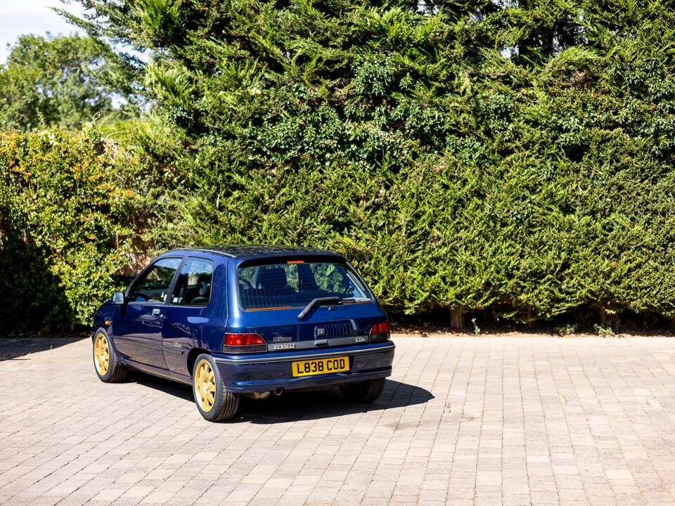 Imagen 26/48 de Renault Clio I Williams (1993)