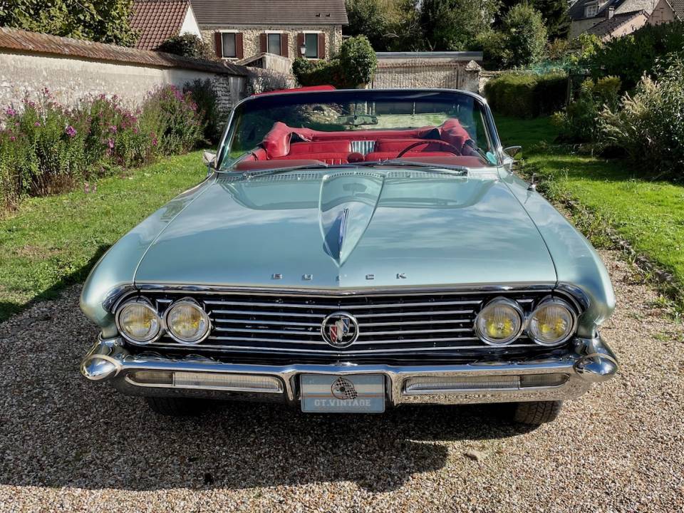 Image 10/50 of Buick Electra 225 Convertible (1962)