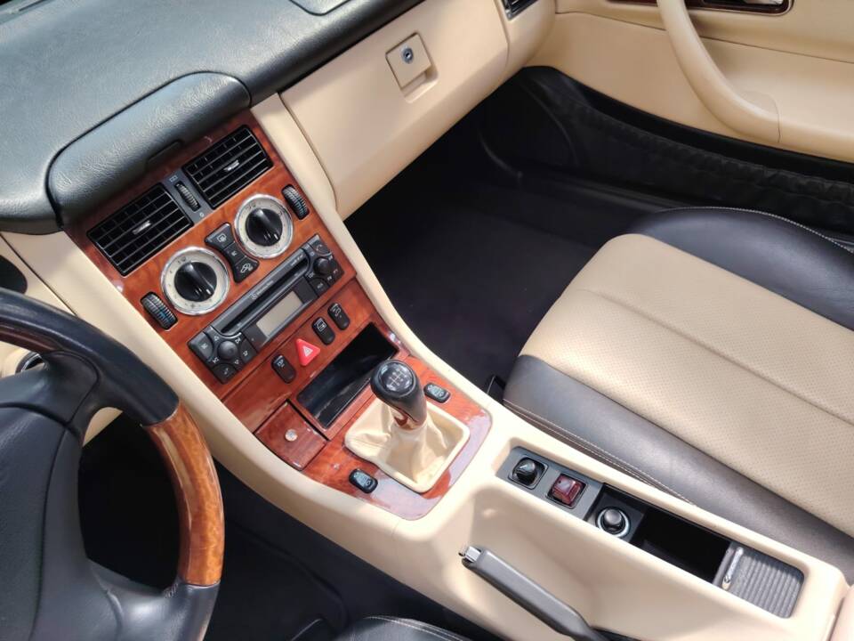 Bild 39/54 von Mercedes-Benz SLK 230 Kompressor (2002)