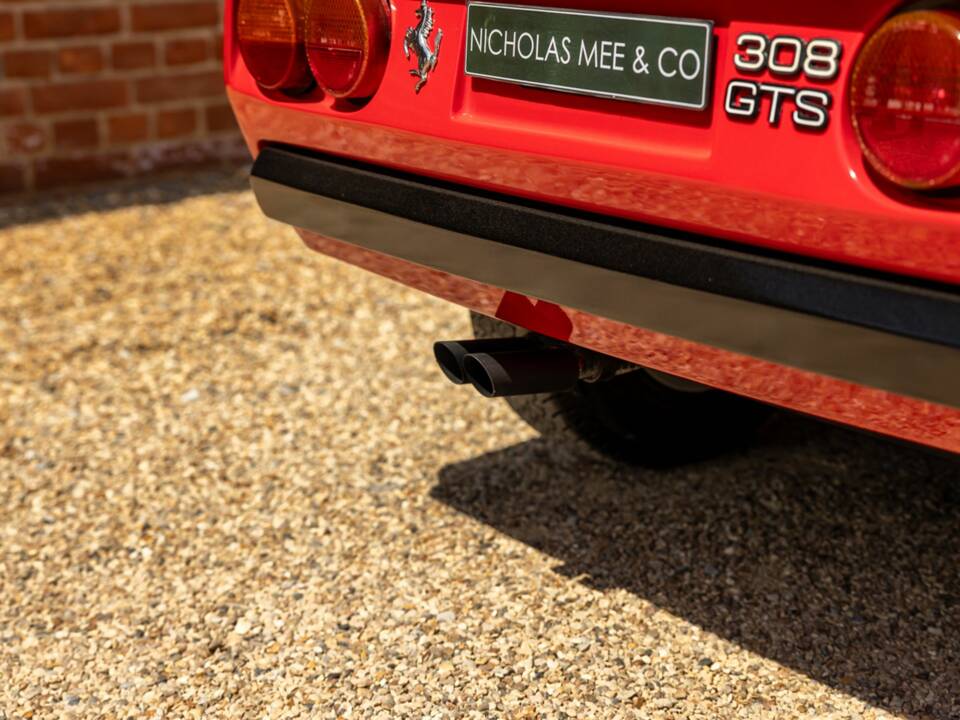Afbeelding 36/44 van Ferrari 308 GTB Quattrovalvole (1984)