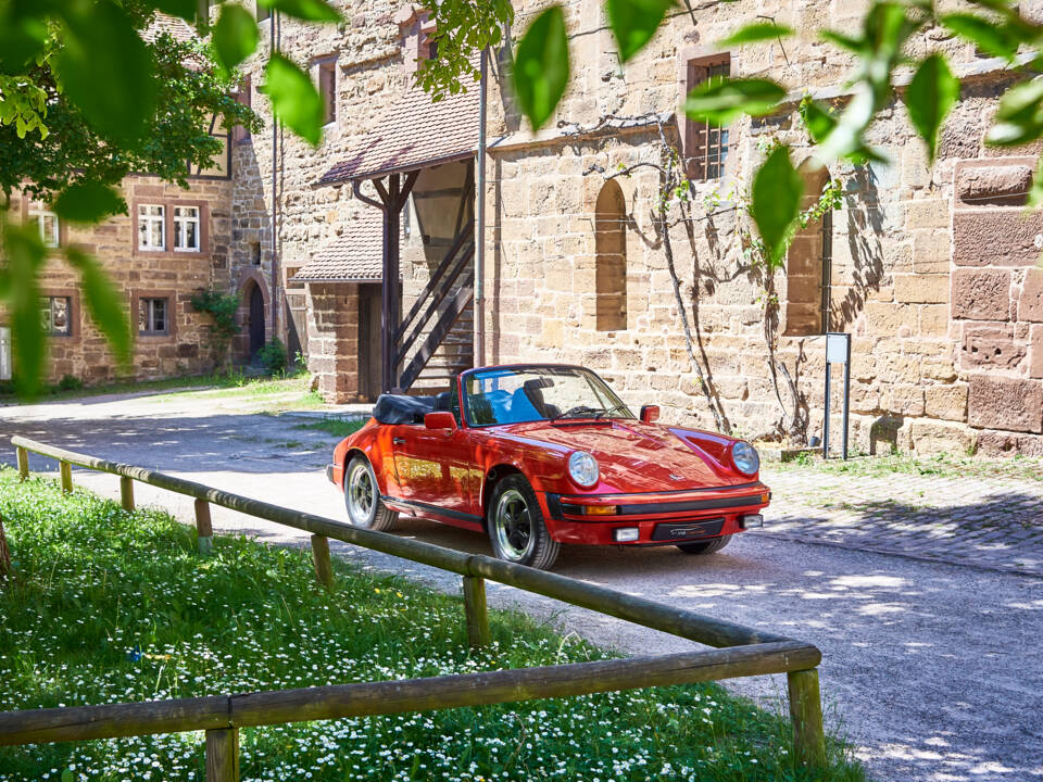 Image 40/44 of Porsche 911 SC 3.0 (1983)