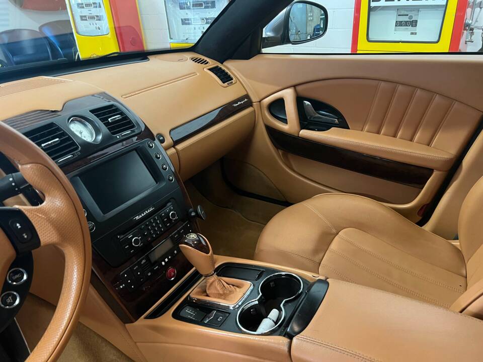 Image 9/19 de Maserati Quattroporte S 4.7 (2009)