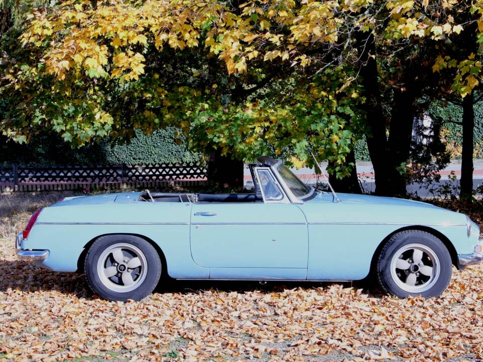 Bild 8/23 von MG MGB (1969)