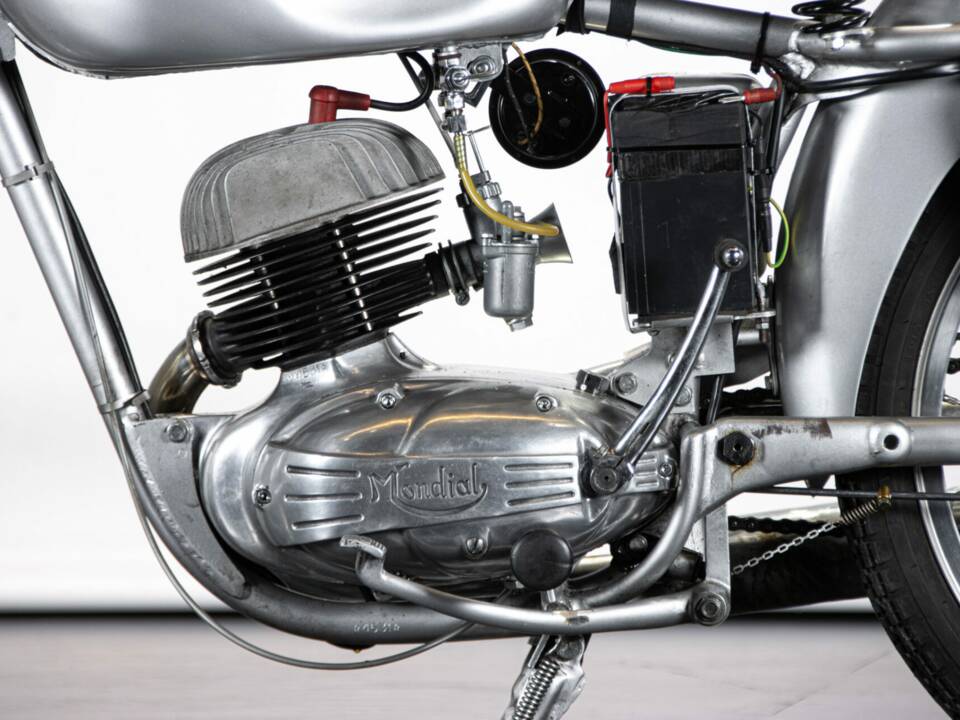 Image 28/50 de Mondial DUMMY (1954)