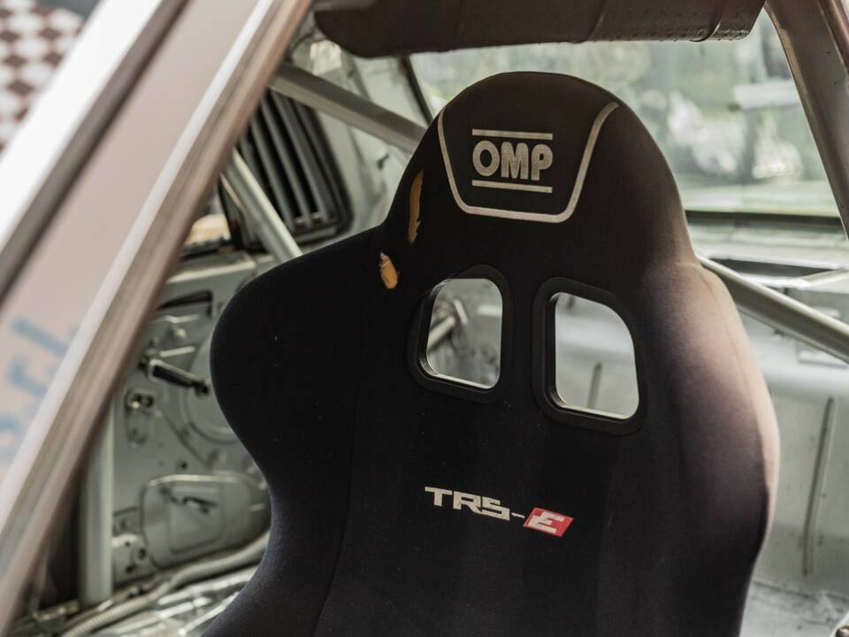 Image 27/40 of Mercedes-Benz 350 SLC (1973)