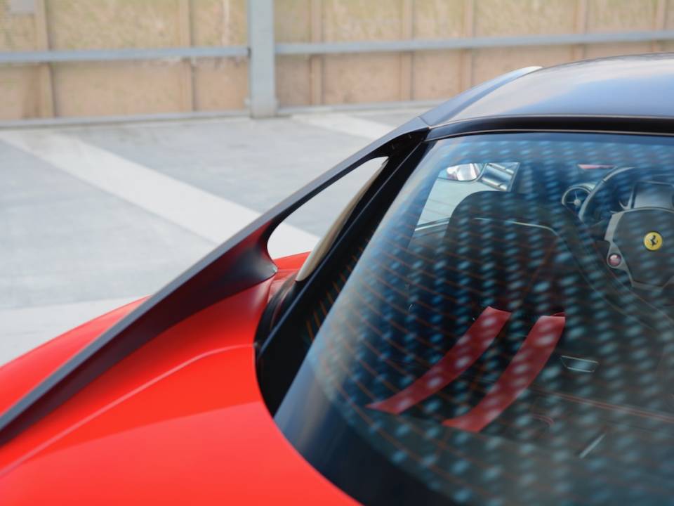 Imagen 16/19 de Ferrari 599 GTO (2010)