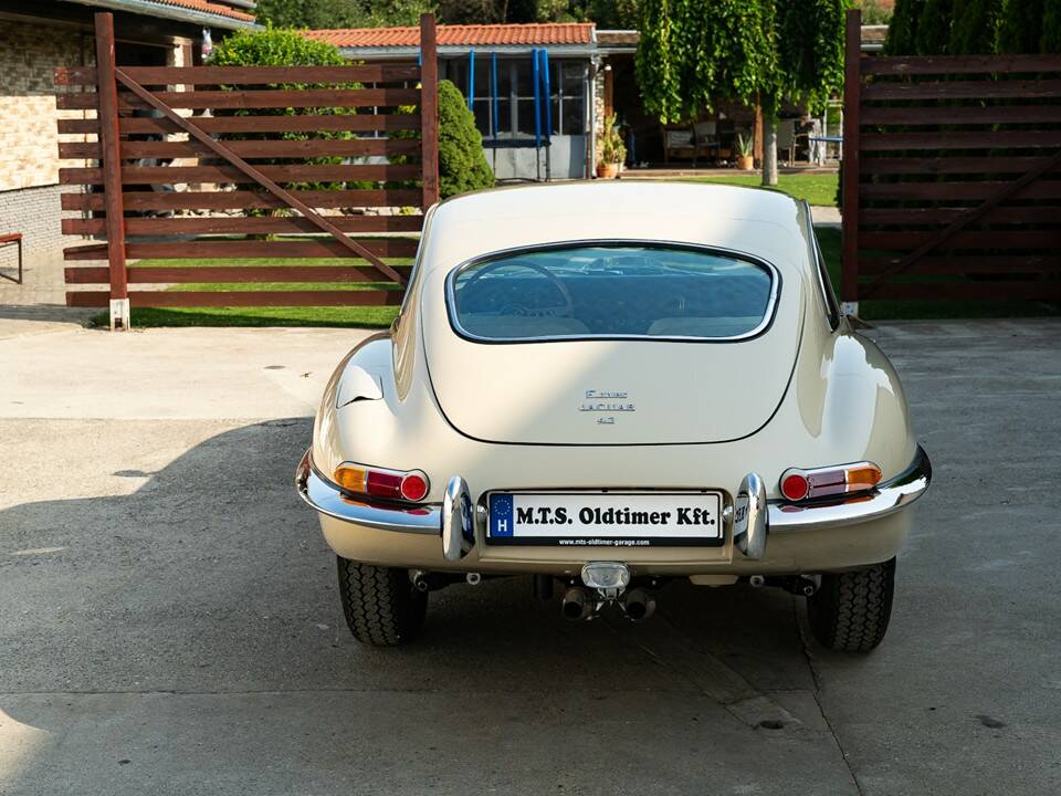 Bild 19/102 von Jaguar E-Type 4.2 (1966)