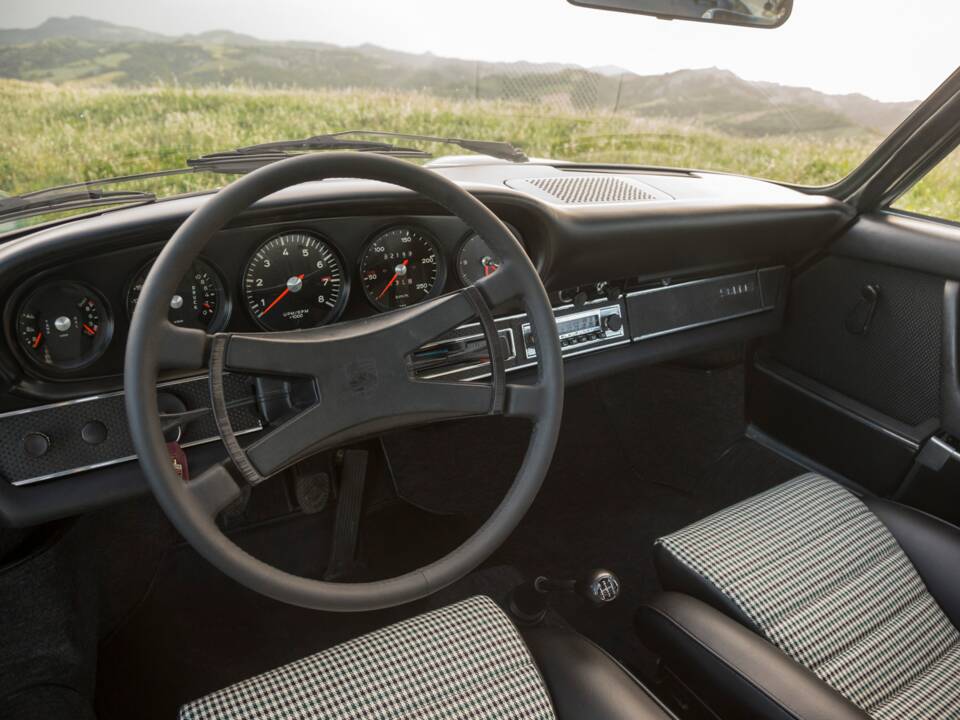 Bild 15/43 von Porsche 911 2.0 E (1969)