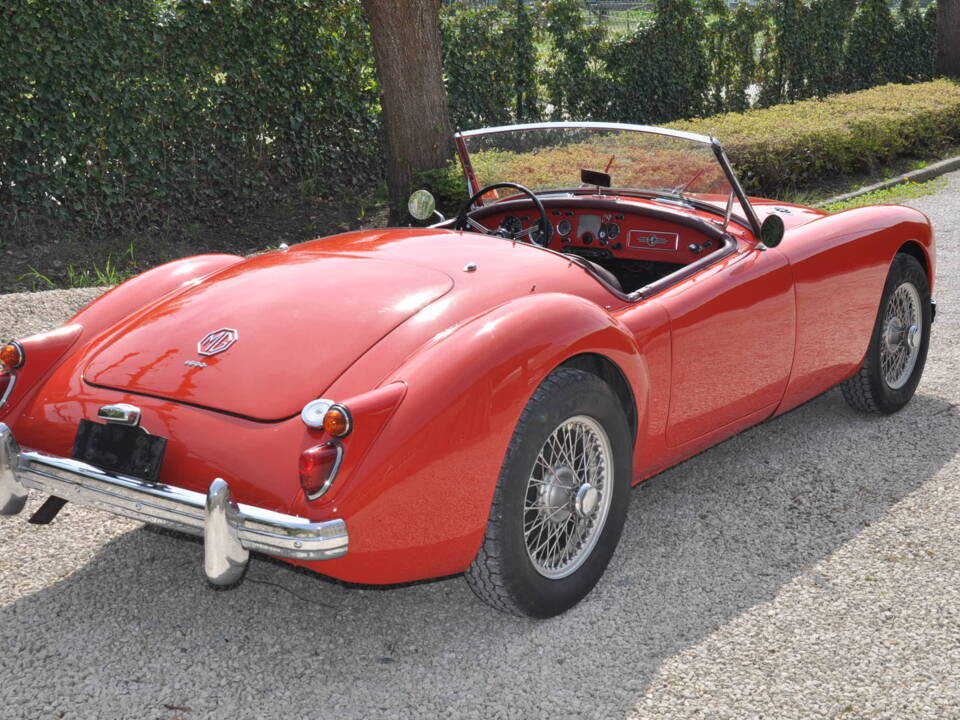 Immagine 3/5 di MG MGA 1600 (1961)