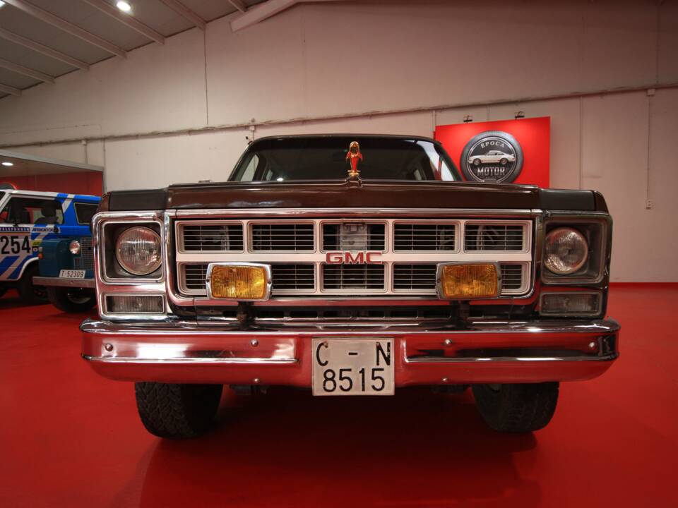 Bild 2/17 von GMC Suburban Sierra (1979)
