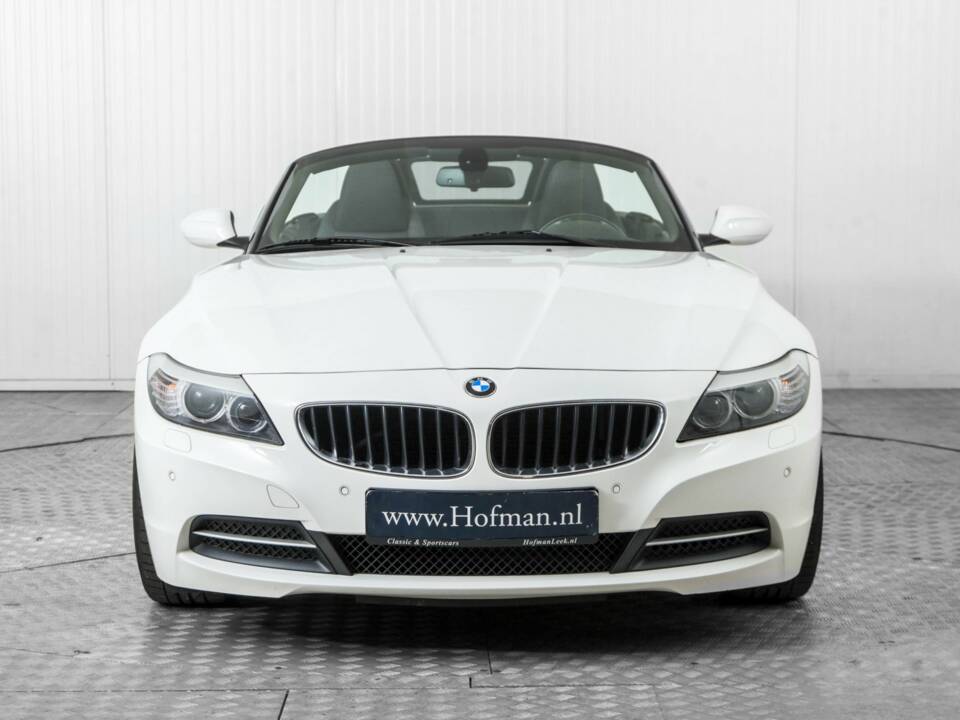 Image 8/50 of BMW Z4 sDrive23i (2010)