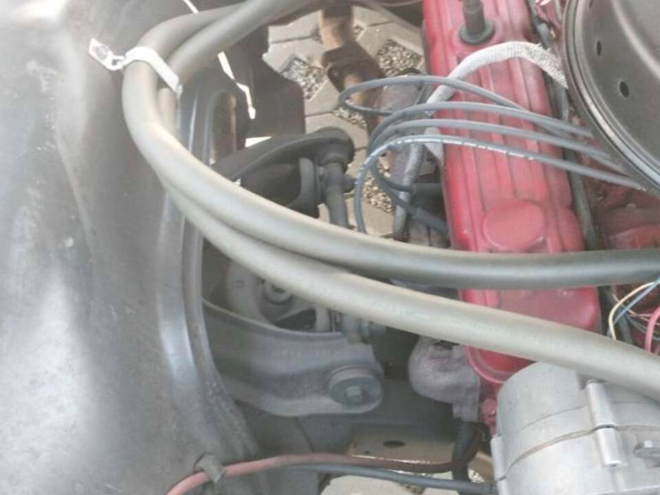 Image 10/23 of Buick Le Sabre Coupe (1966)