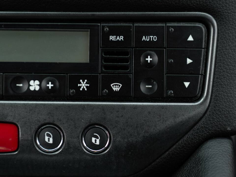 Bild 46/50 von Maserati GranTurismo 4.2 (2008)
