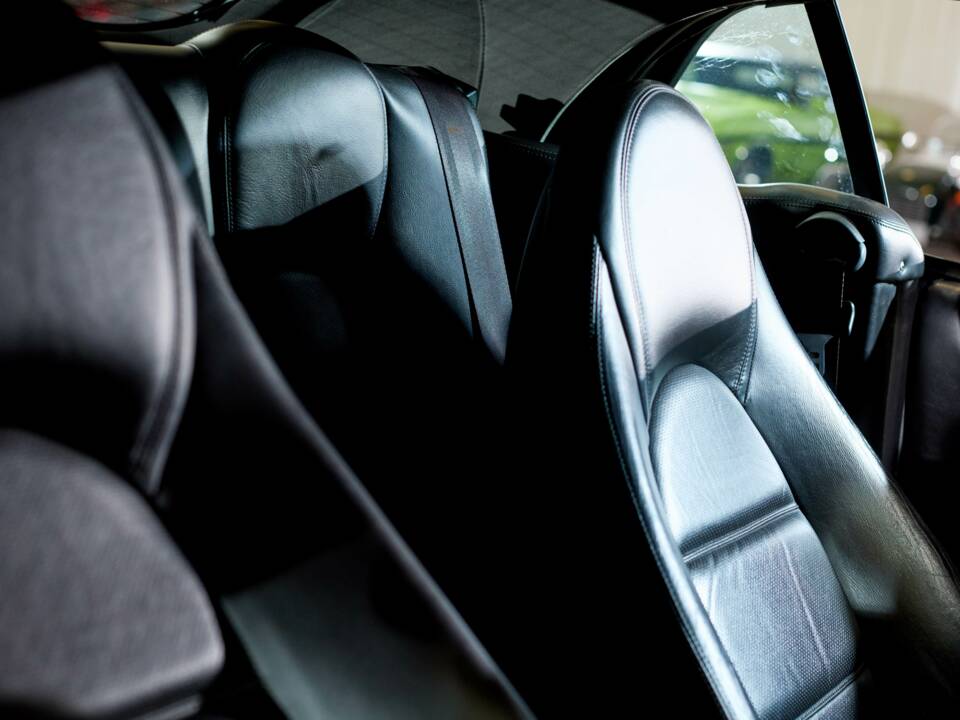 Bild 47/55 von Jaguar XKR (2000)