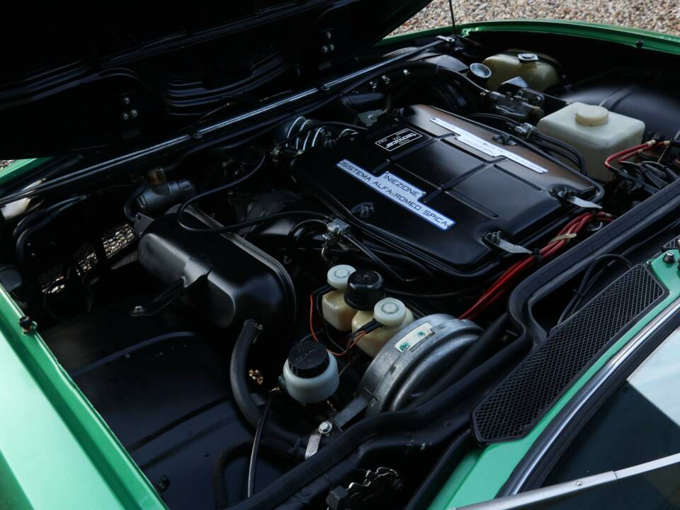Image 4/50 of Alfa Romeo Montreal (1973)
