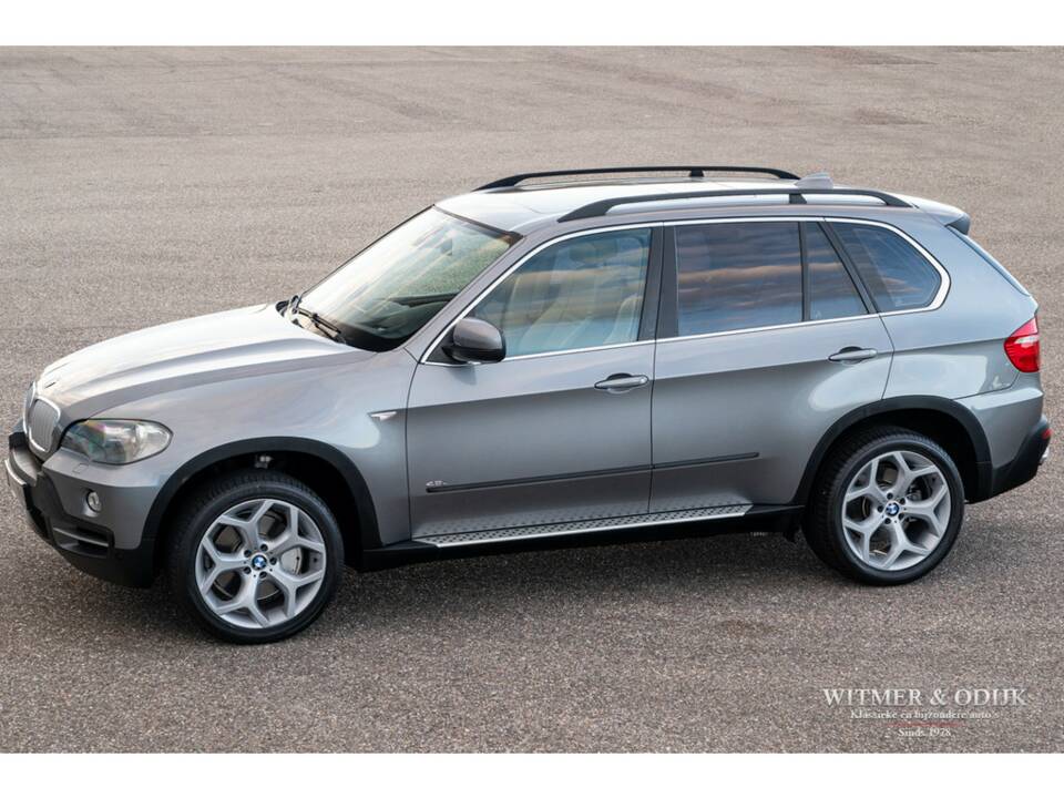 Bild 1/26 von BMW X5 xDrive48i (2007)