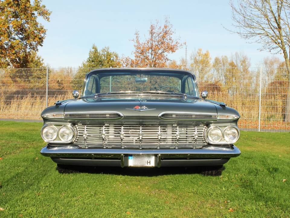 Bild 2/39 von Chevrolet Impala Sport Coupe (1959)