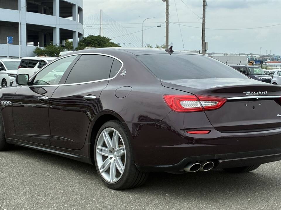 Image 7/56 of Maserati Quattroporte S (2015)