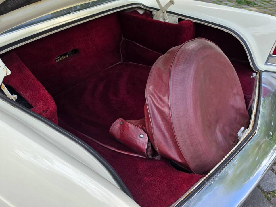 Image 35/75 of Lincoln Continental Mark II (1956)
