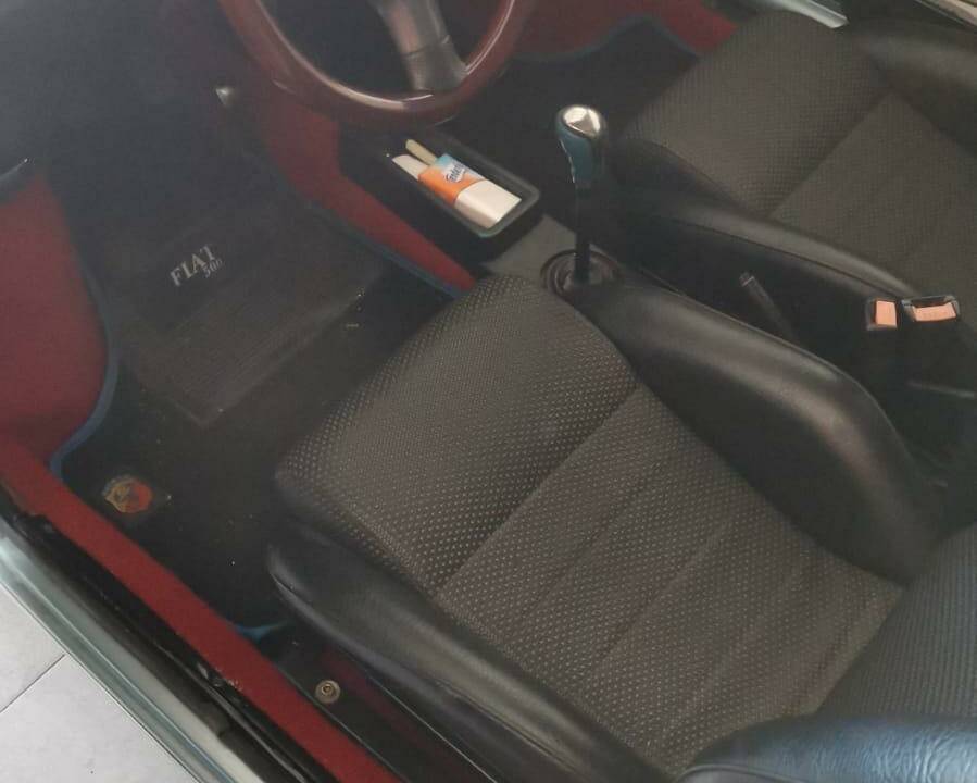 Image 4/10 of FIAT 500 L (1969)