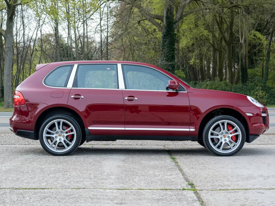Image 10/45 of Porsche Cayenne Turbo (2009)