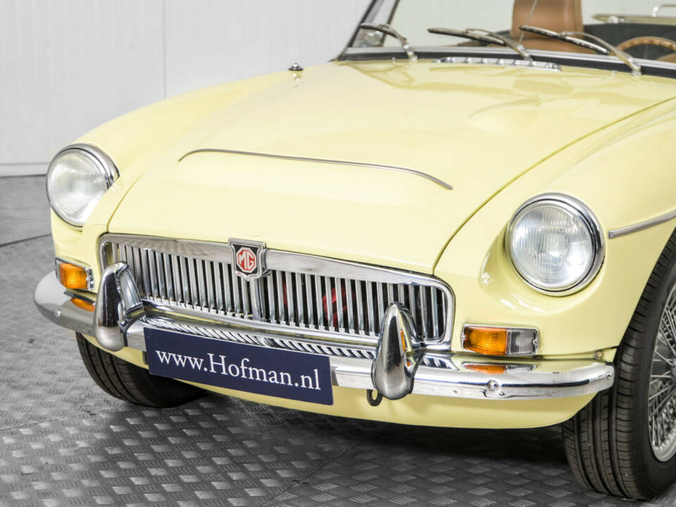 Immagine 18/50 di MG MGC (1969)
