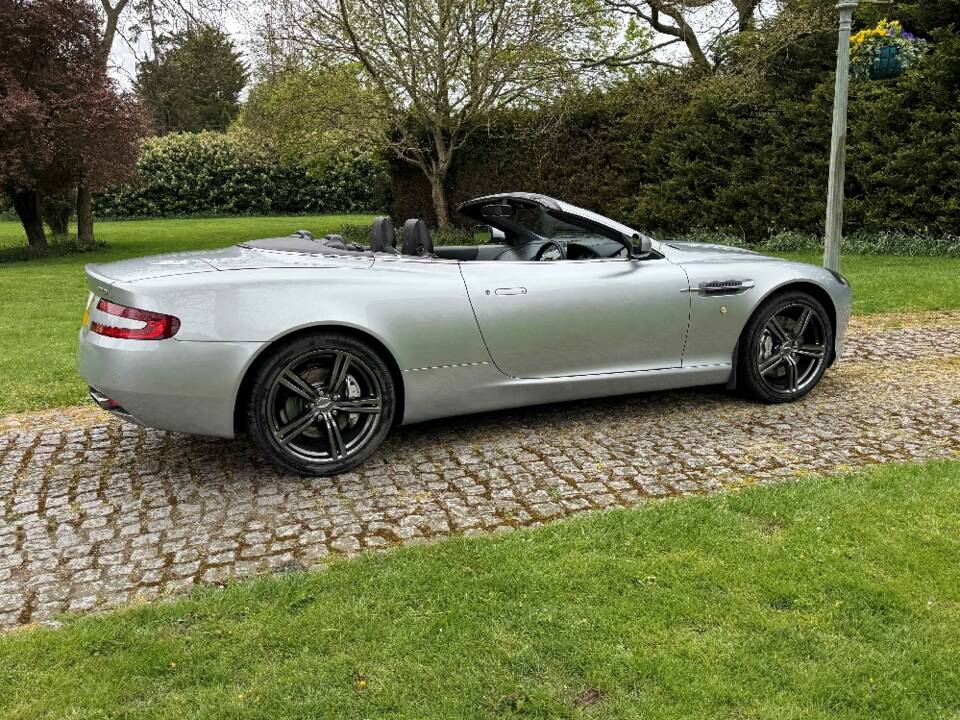 Immagine 11/28 di Aston Martin DB 9 (2009)