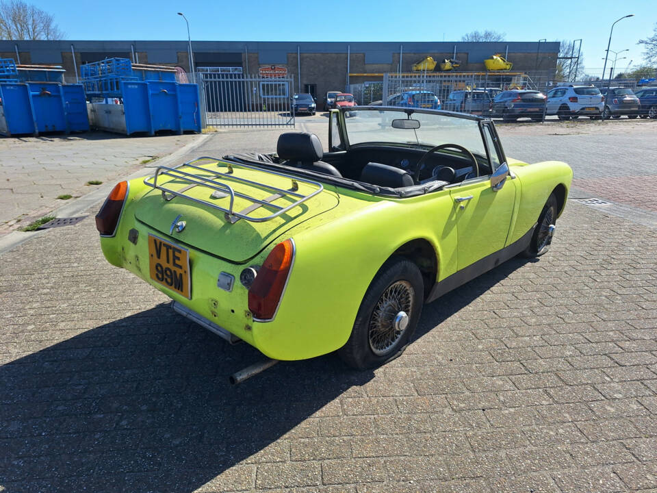 Image 2/8 of MG Midget GAN5 (1973)
