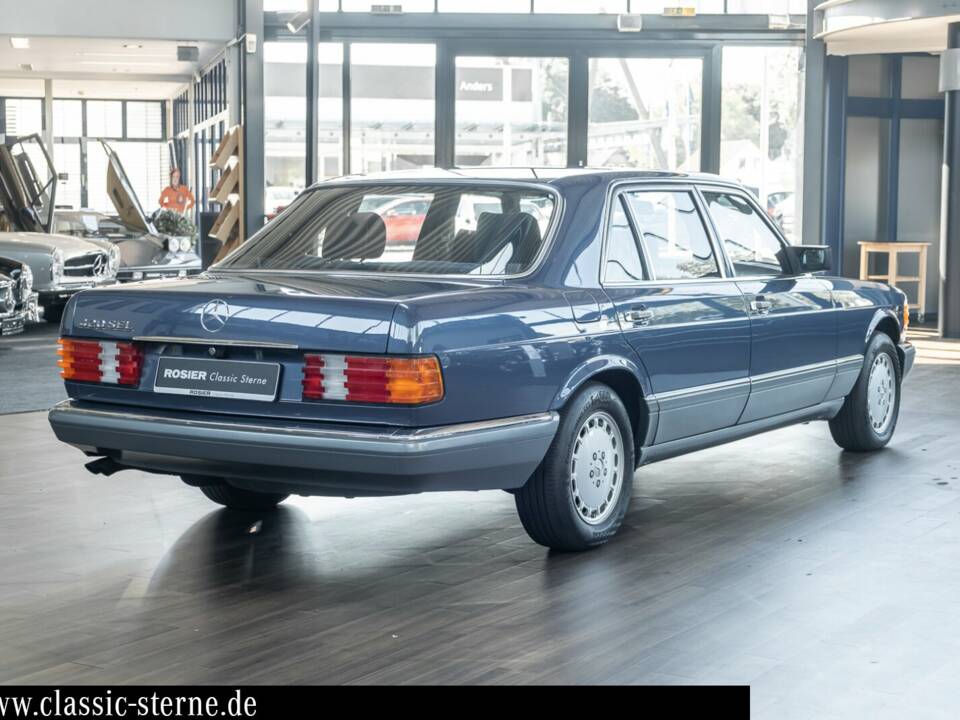 Imagen 5/15 de Mercedes-Benz 420 SEL (1988)