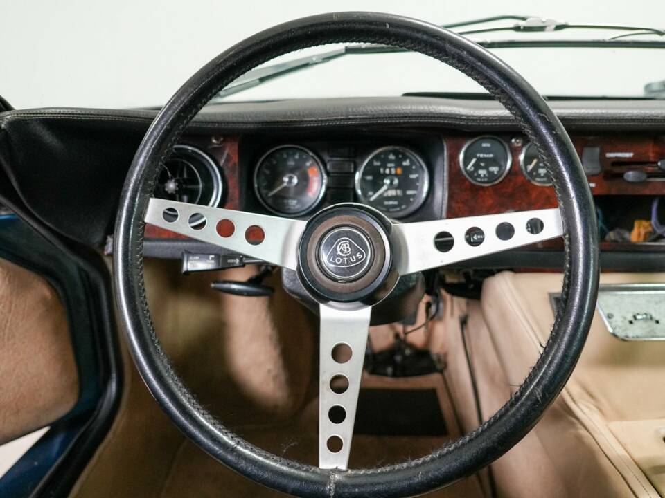 Image 2/24 of Lotus Europa Special (1974)