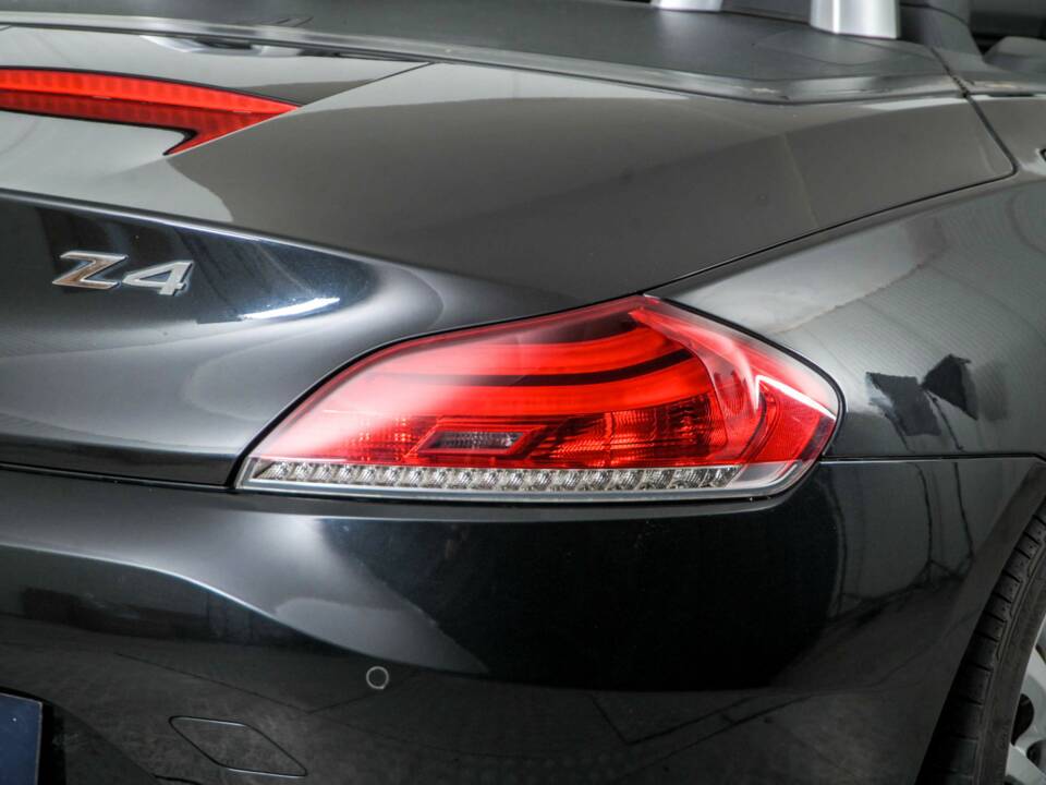 Image 31/50 of BMW Z4 sDrive23i (2011)